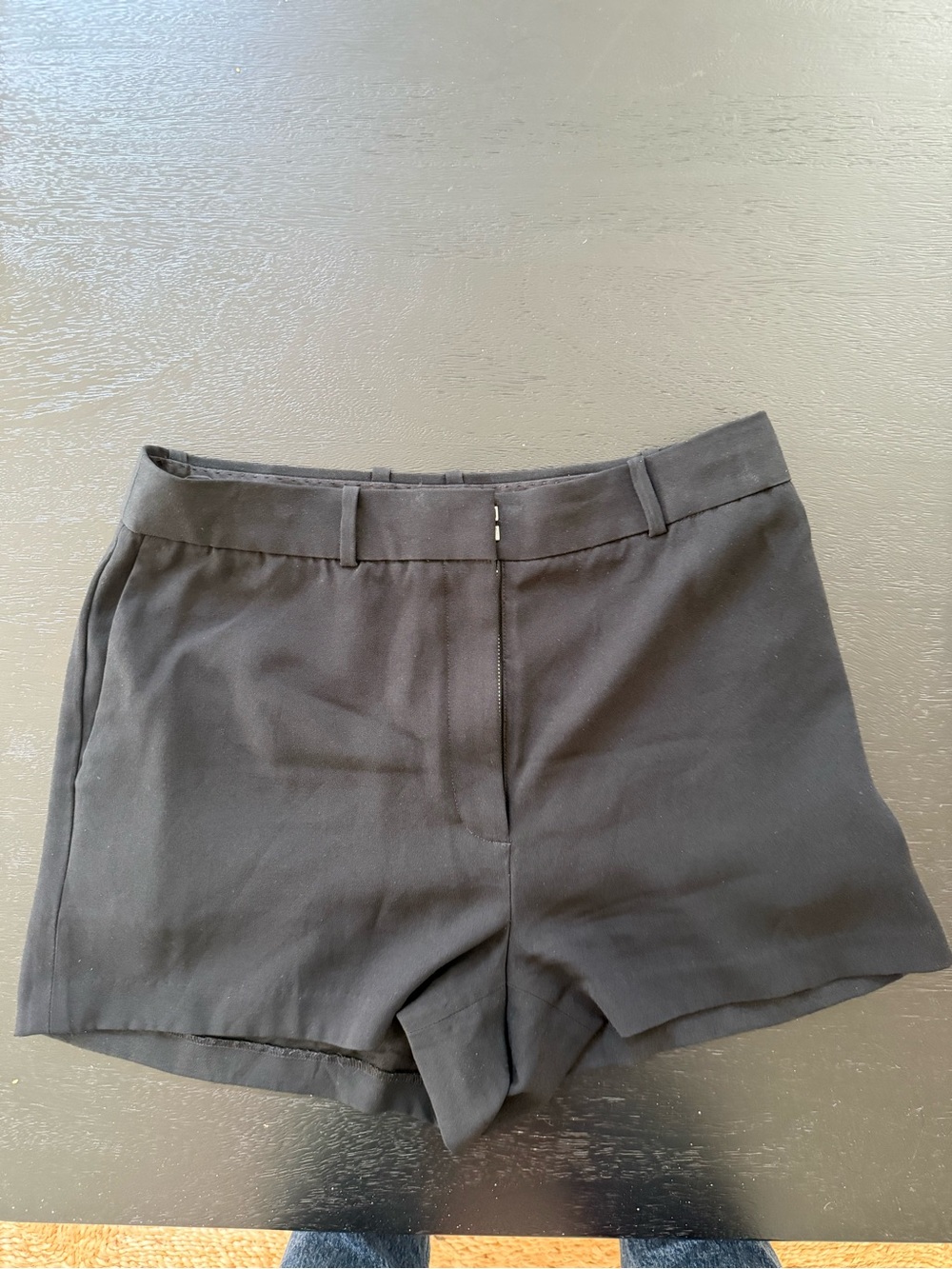 Aritzia Babaton Shorts